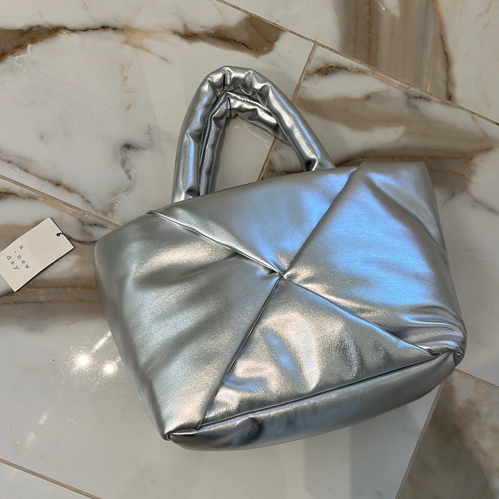 Silver Geometric Tote with Reflective Finish